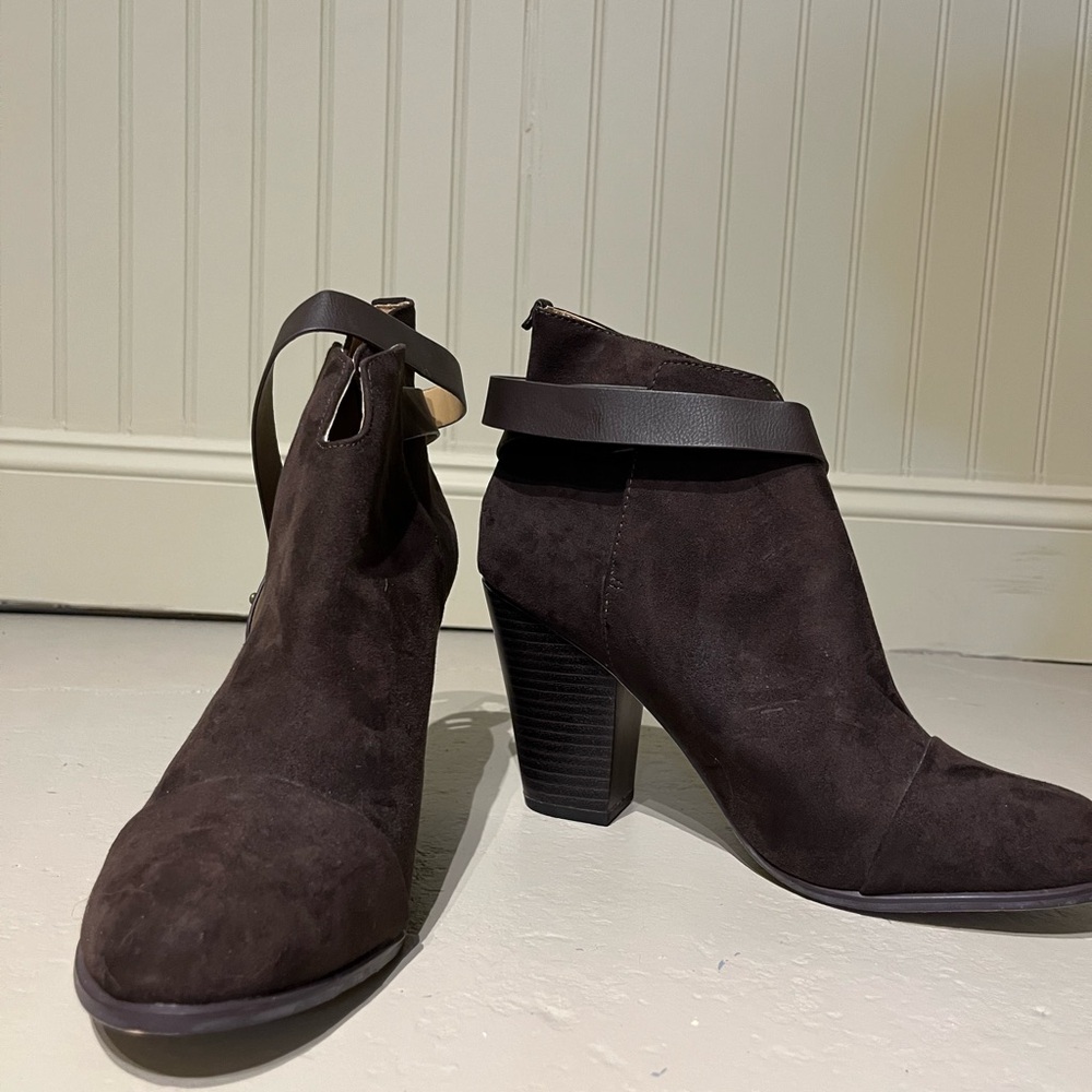 Forever 21 Dark Brown Ankle Booties